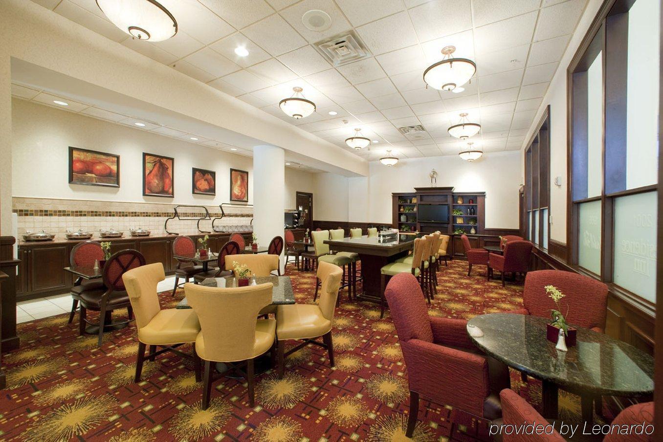 Residence Inn Milwaukee Downtown Exterior foto